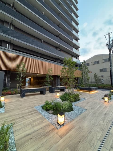 Presio Joto — Chic and Refined Living 4