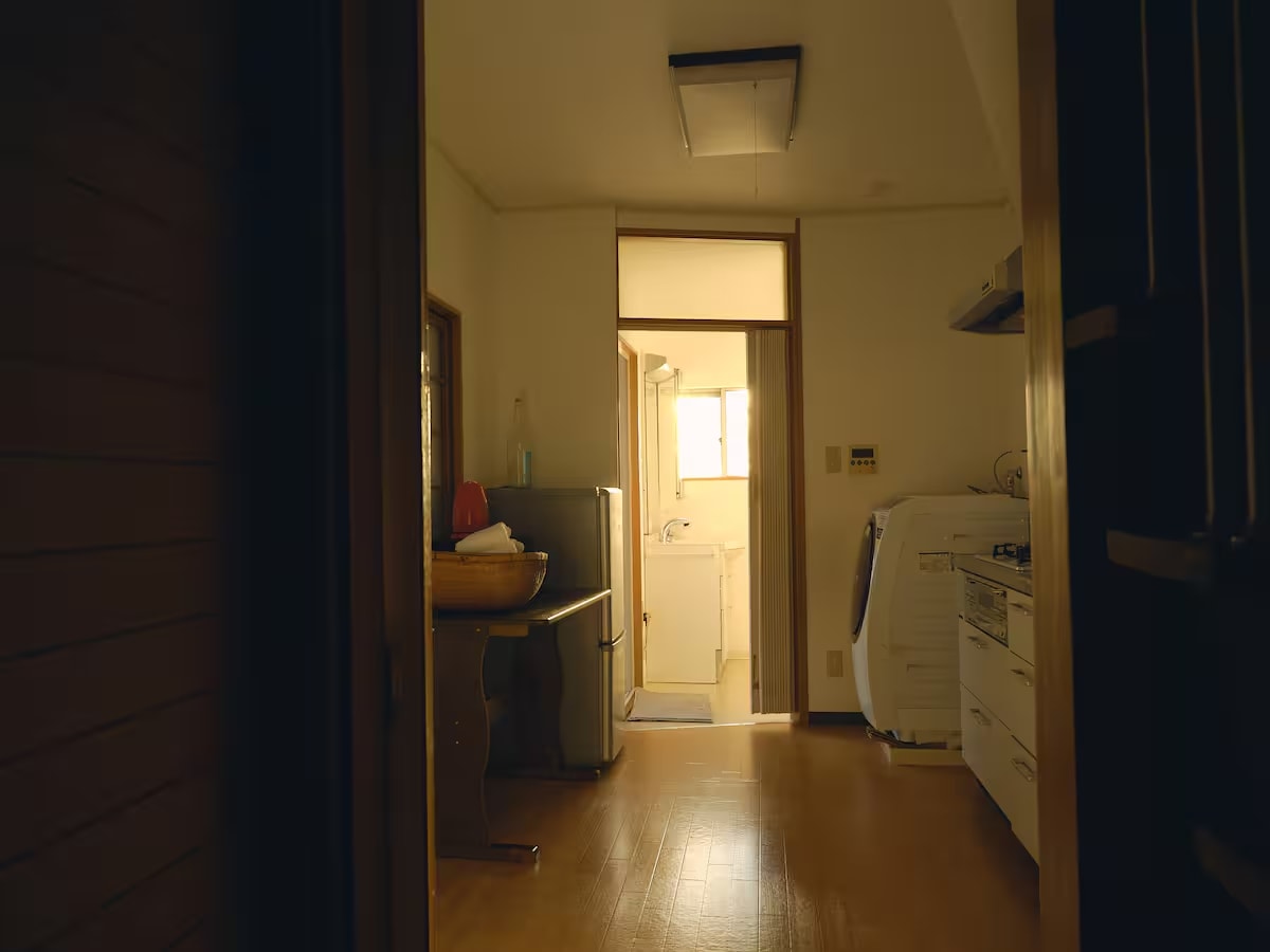 4-Bedroom Loft with Rooftop 3
