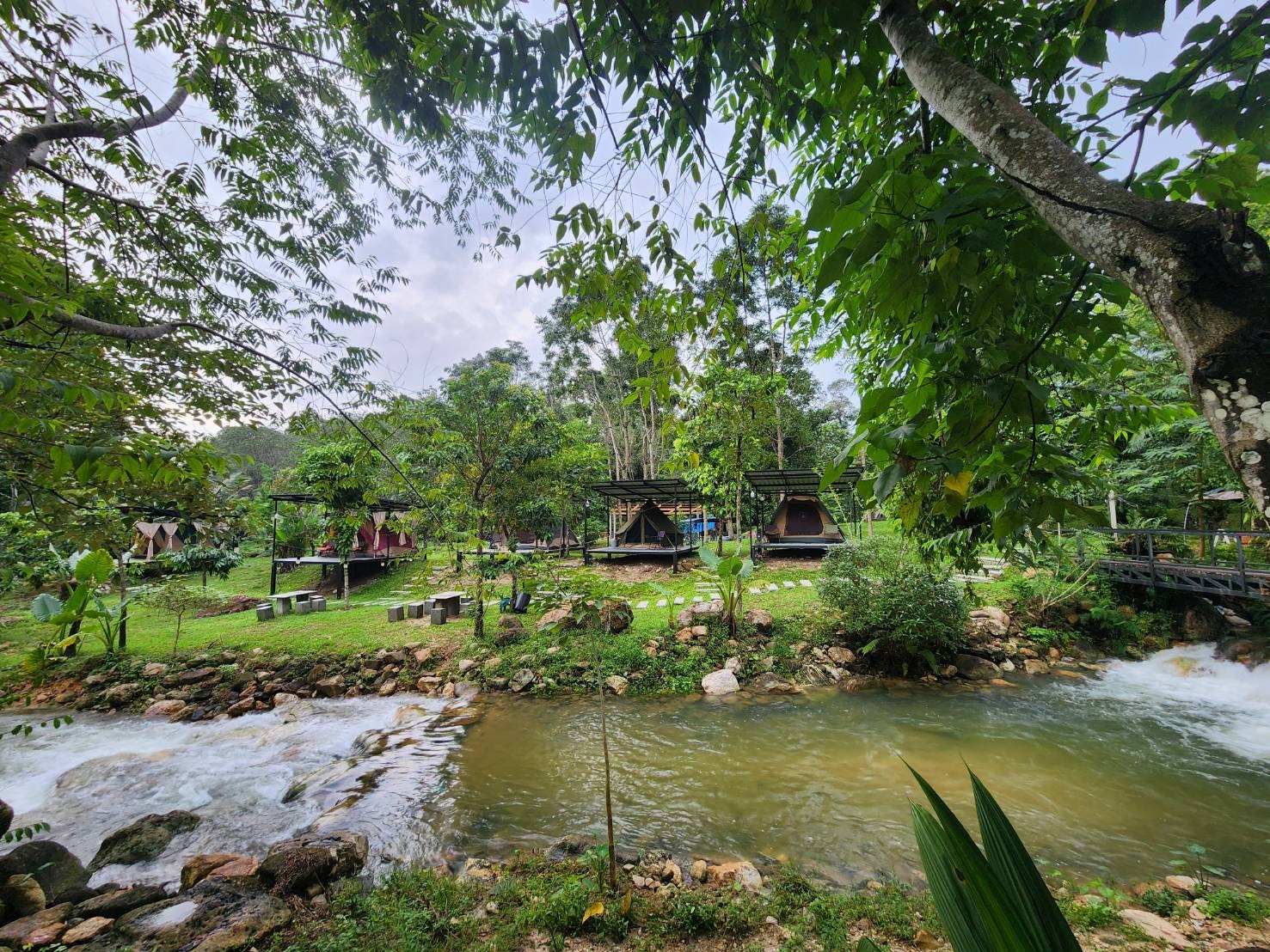 เต็นท์กระโจมสีเขียวไร้เสากลาง bell tent wiman - เสียงตอบรับจากลูกค้าผู้ใช้งานจริง ที่ไว้วางใจวิมานแอร์