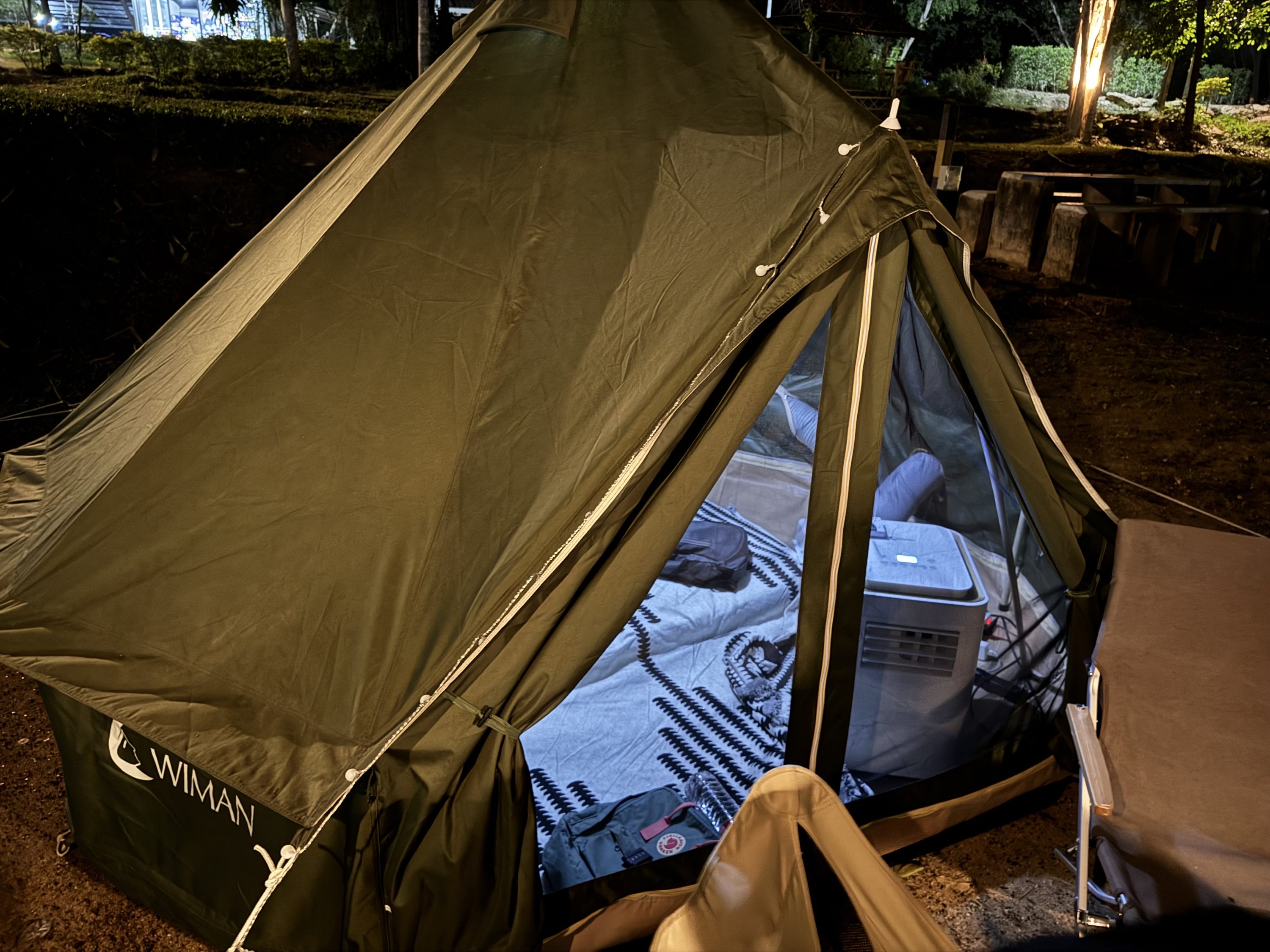 เต็นท์กระโจมสีเขียวไร้เสากลาง bell tent wiman - มุมมองอันงดงามริมทะเลสาบ สร้างประสบการณ์แคมป์ปิ้งที่น่าจดจำ