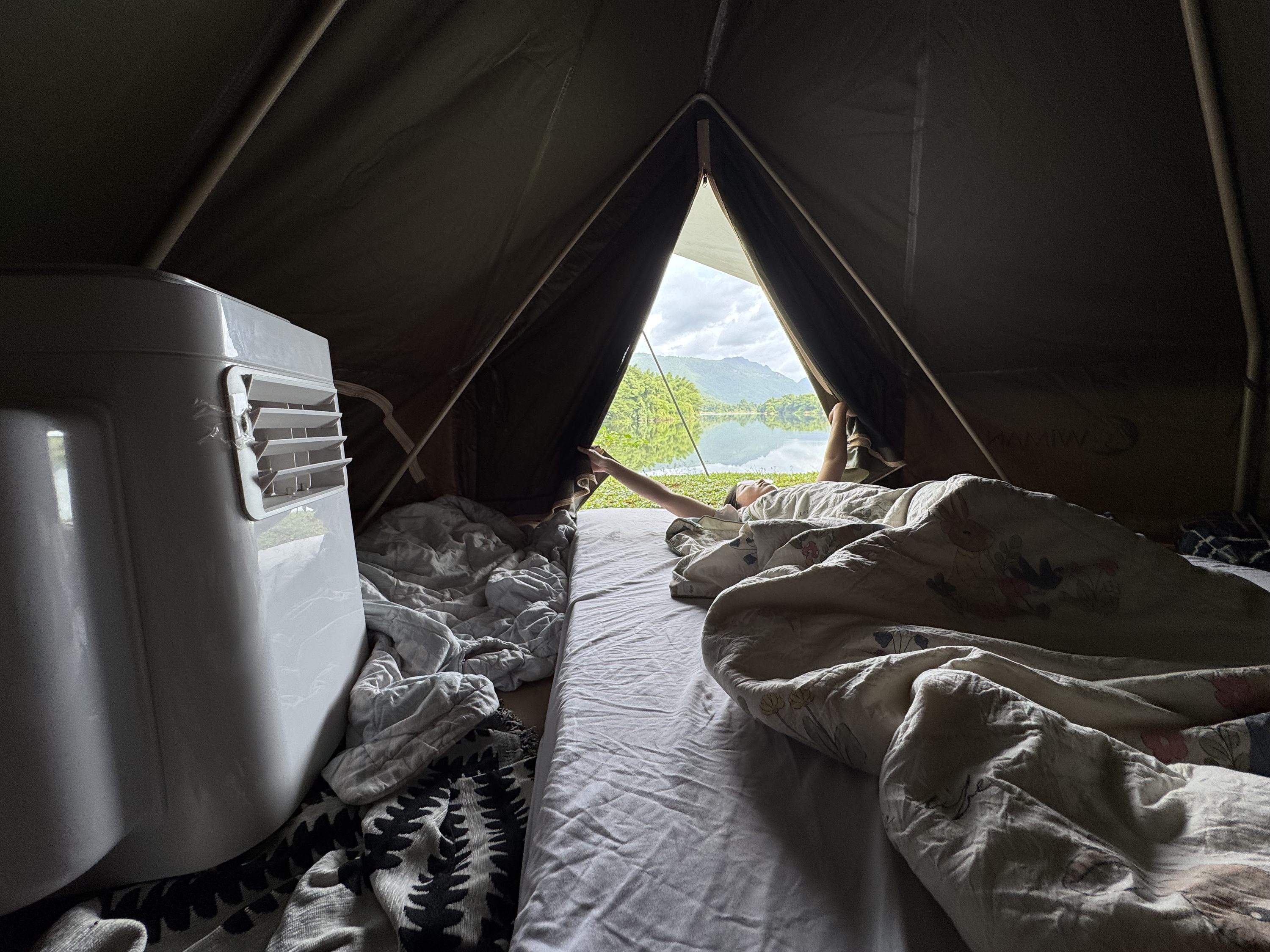 เต็นท์กระโจมสีเขียวไร้เสากลาง bell tent wiman - เพลิดเพลินกับวิวทะเลสาบจากมุมพักผ่อนส่วนตัวของคุณ