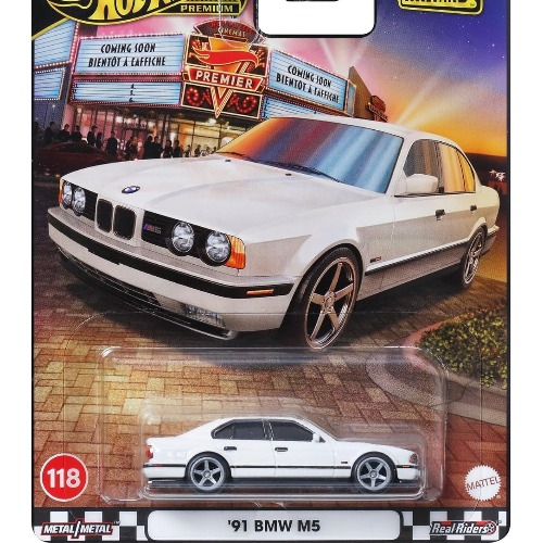 Hot Wheels Premium Boulevard - 91 BMW M5 for 3 Years & Above (White)