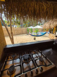 Villa Yakarta techo octogonal madera interior Melgar