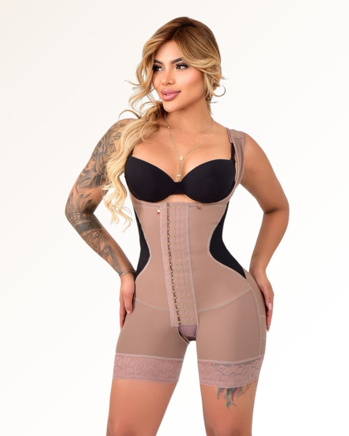 R5 adjustable-compression post-surgical garment made in Colombia