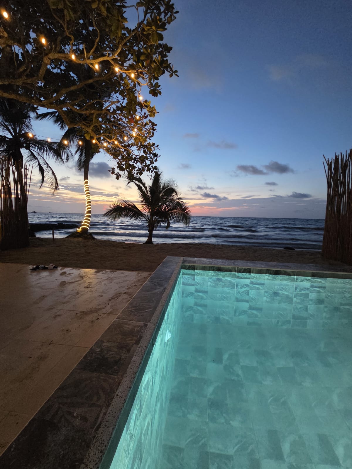 Bodas al atardecer en el Caribe: la hora dorada frente al mar - Lotus Beach Houses Tolú