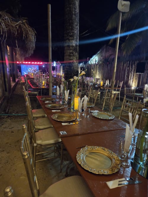 Candle centerpieces - real wedding held at the Lotus villas in Melgar, Tolima, Colombia