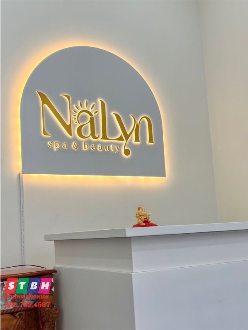 Bảng hiệu Nalyn Spa