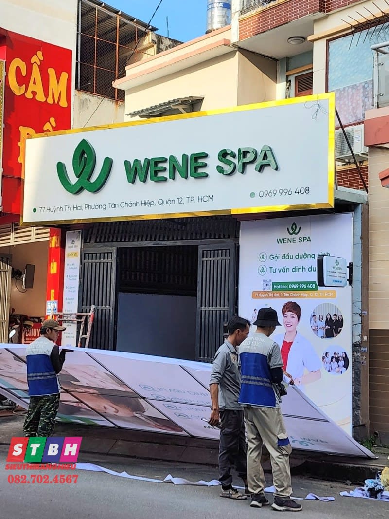 Bảng hiệu spa Wene thiết kế hiện đại, kết hợp đèn LED nổi bật