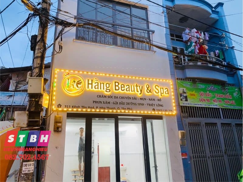 Bảng hiệu Hằng Spa
