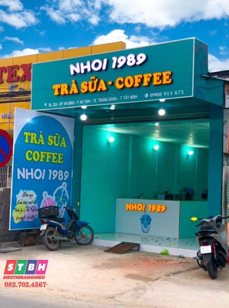 Bảng hiệu Coffee Nhoi
