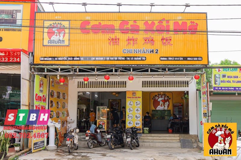 Bảng hiệu Cơm Gà