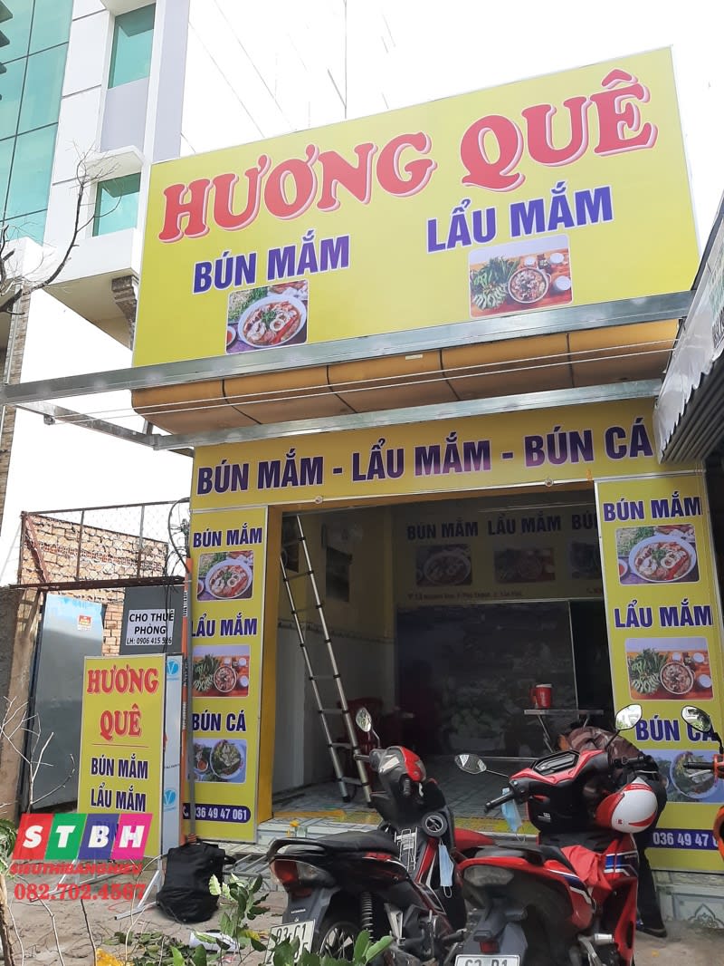 Bảng hiệu lẫu mắm