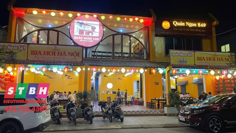 Bảng hiệu quán ngon