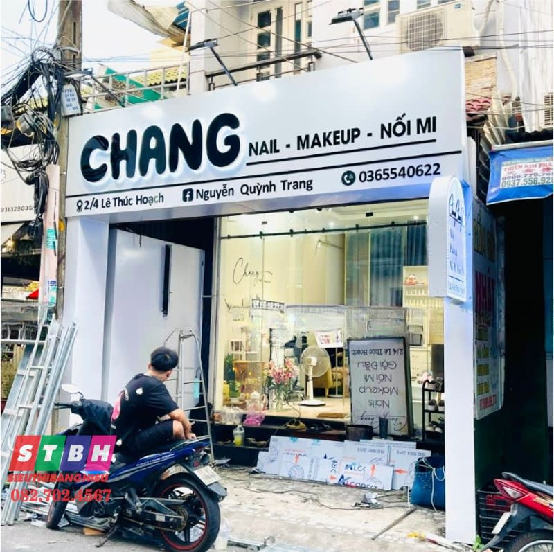 Bảng hiệu nail Chang