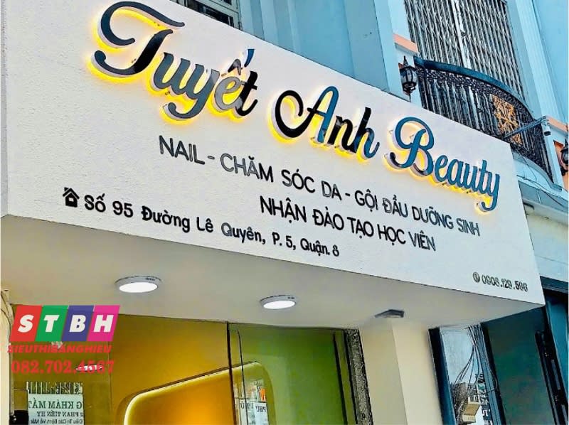 Bảng hiệu Tuyết Anh Nail