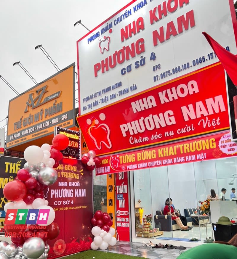 Bảng hiệu nha khoa Phương Nam
