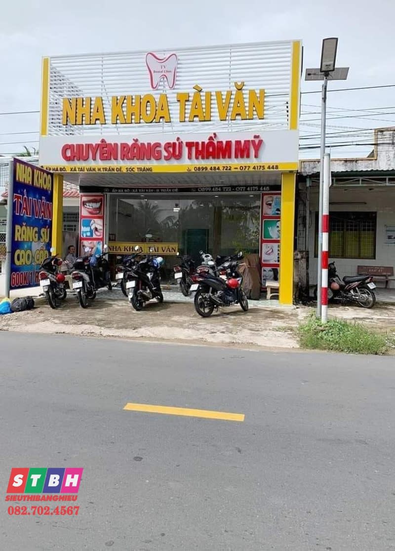 Bảng hiệu nha khoa Tài Văn