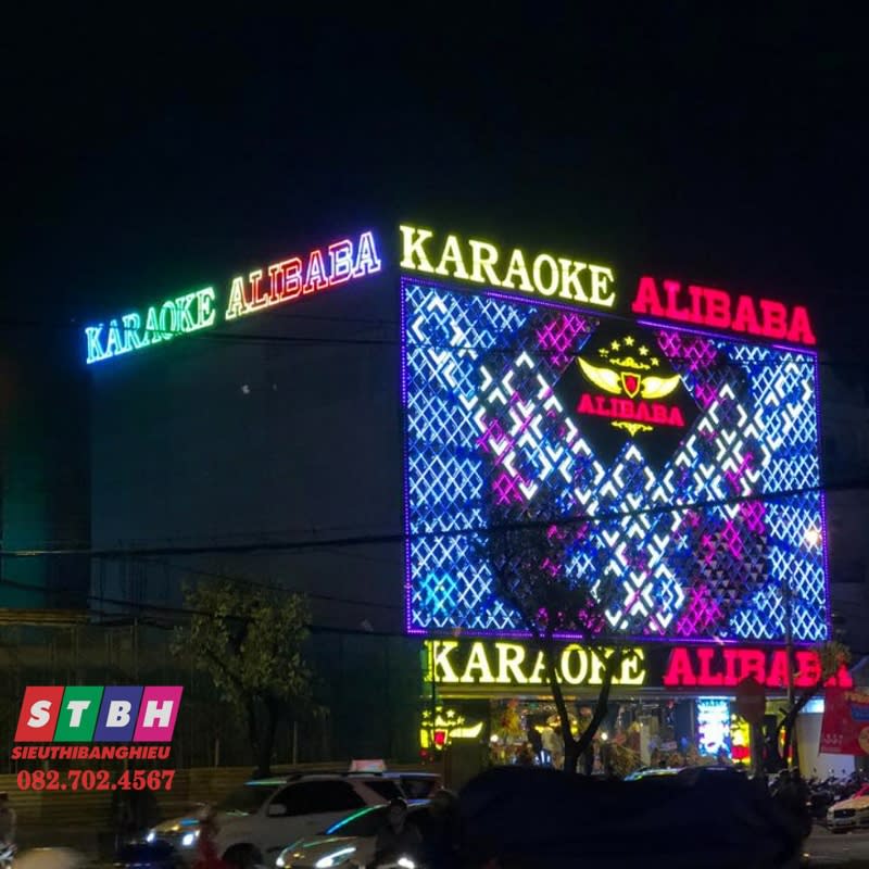 Bảng hiệu karaoke Alibaba