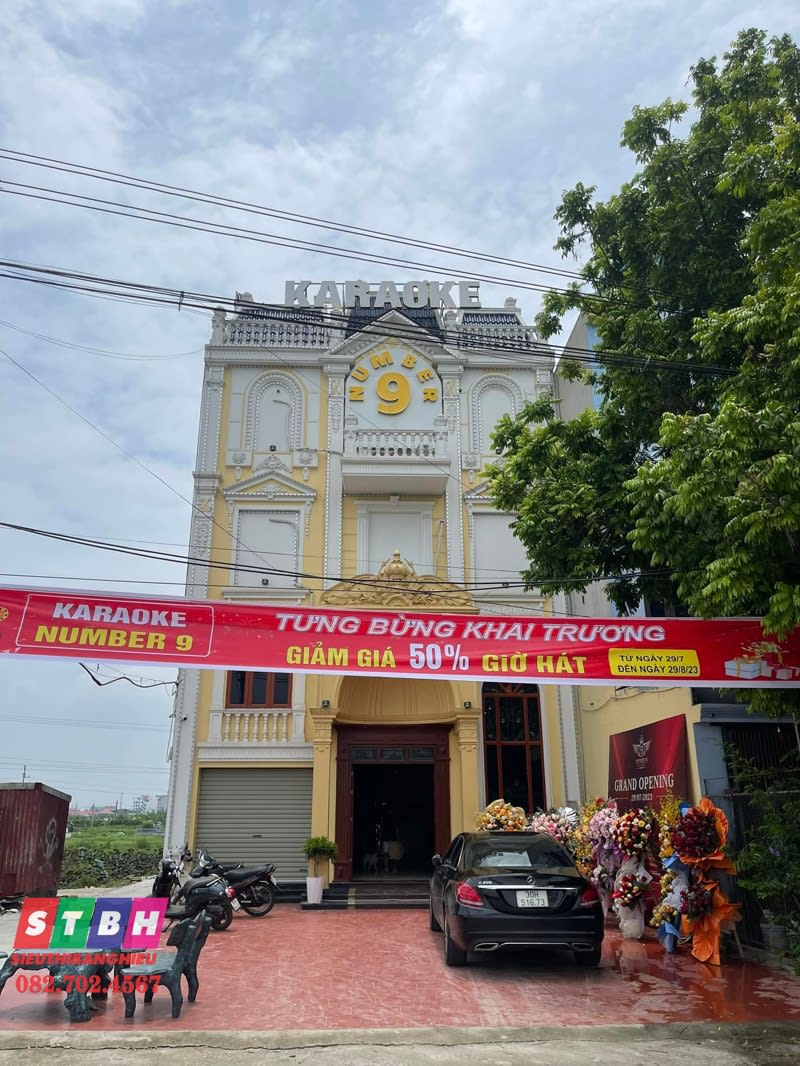 Bảng hiệu karaoke Number 9