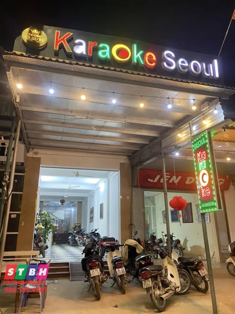 Bảng hiệu karaoke Seoul