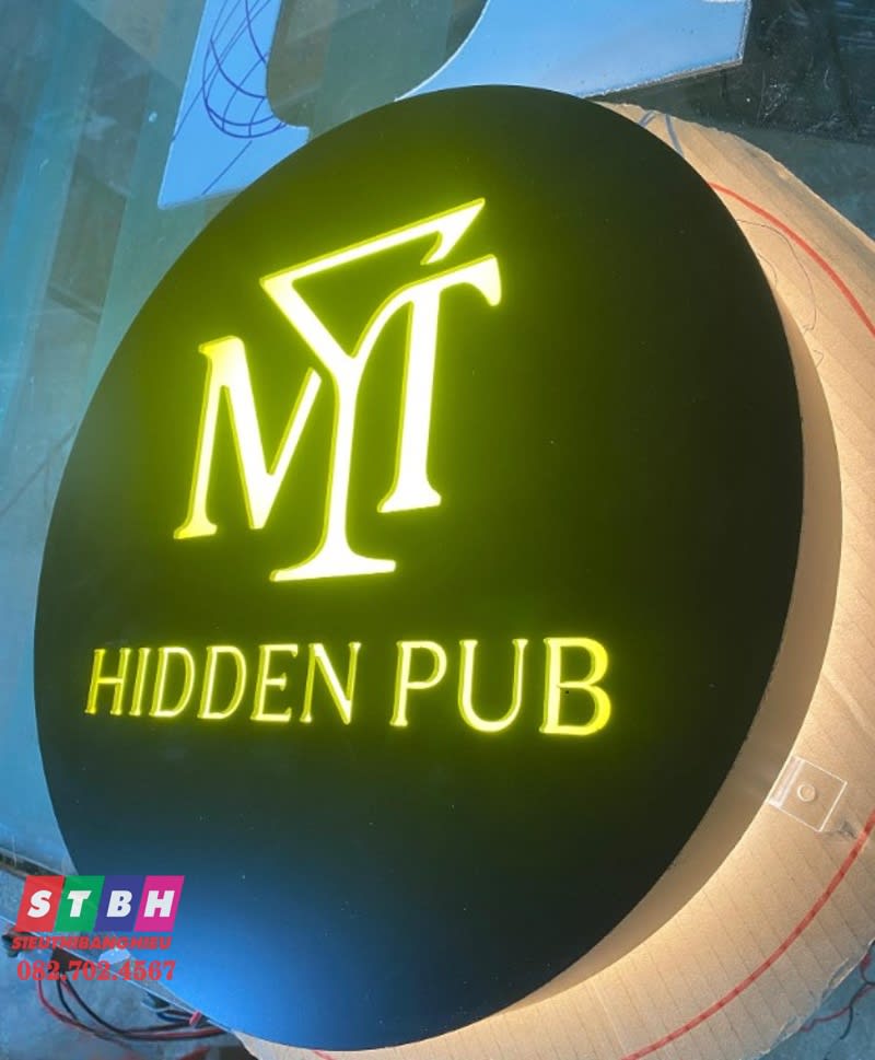 Hộp đèn hút nổi