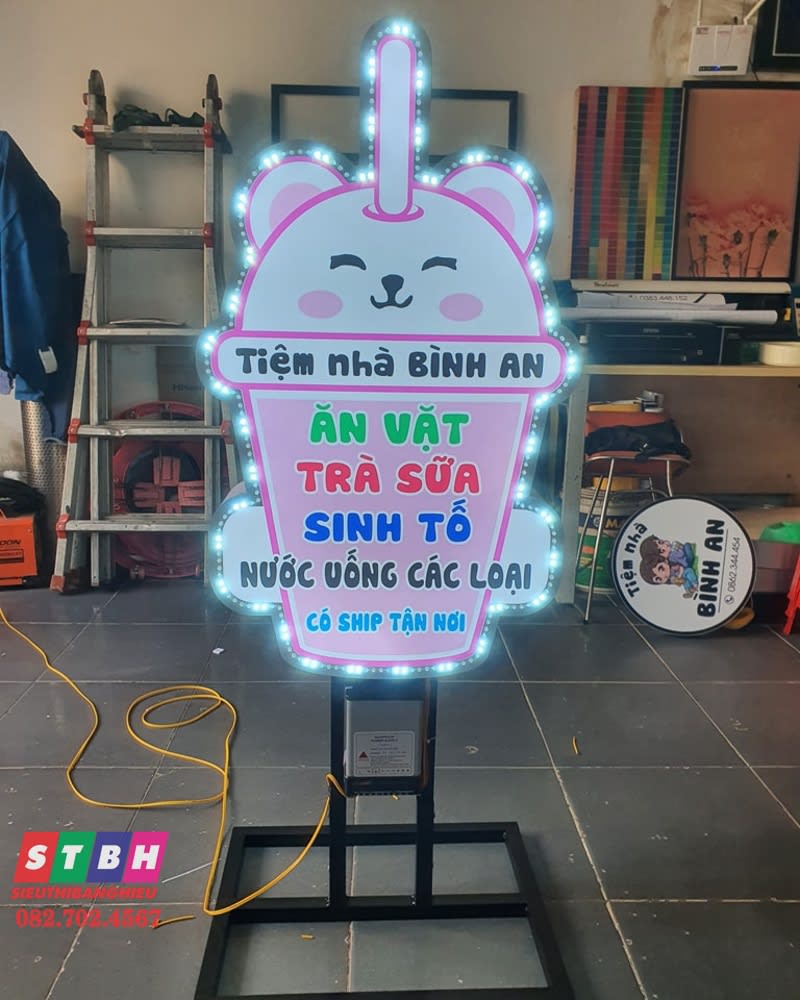 Hộp đèn mô hình