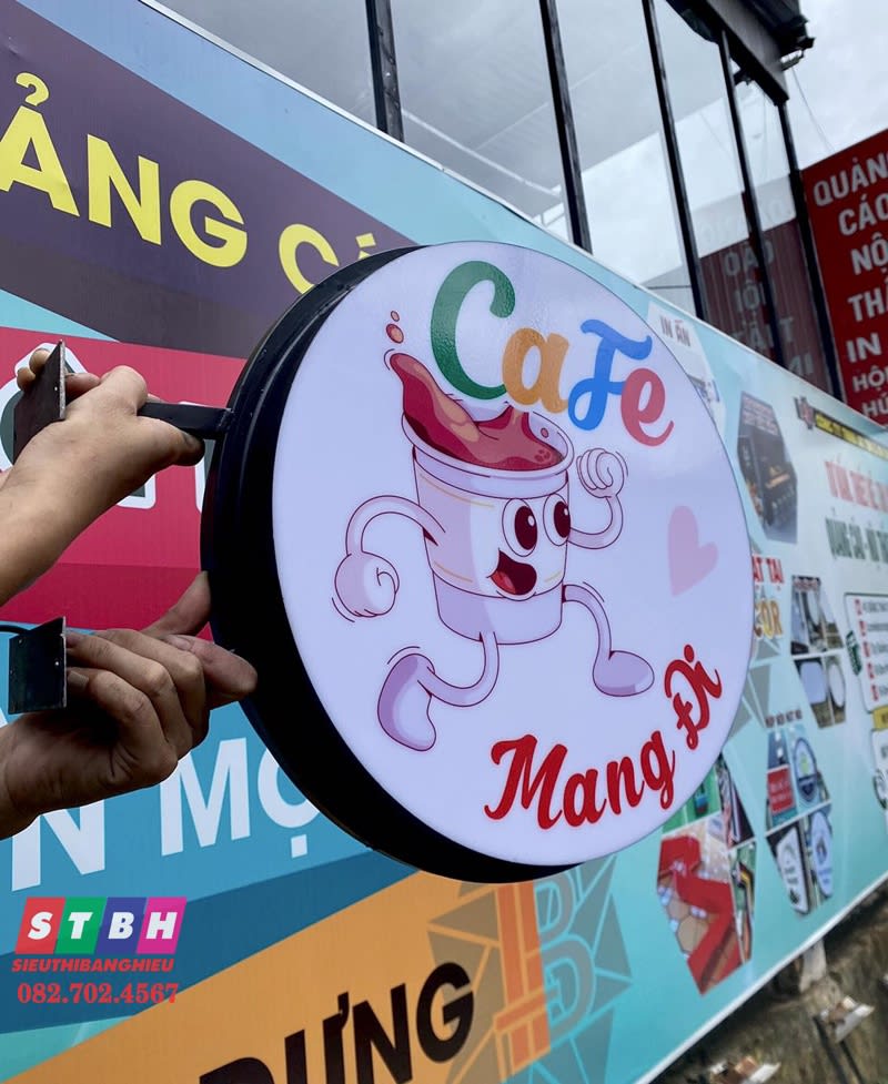 Hộp đèn hút nổi cafe mang đi