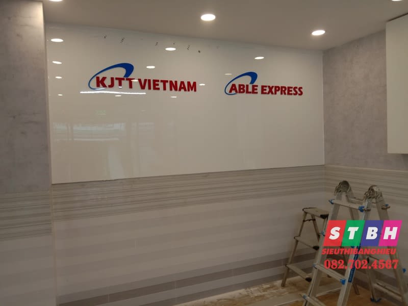 Chử nổi mica KJTT Việt Nam