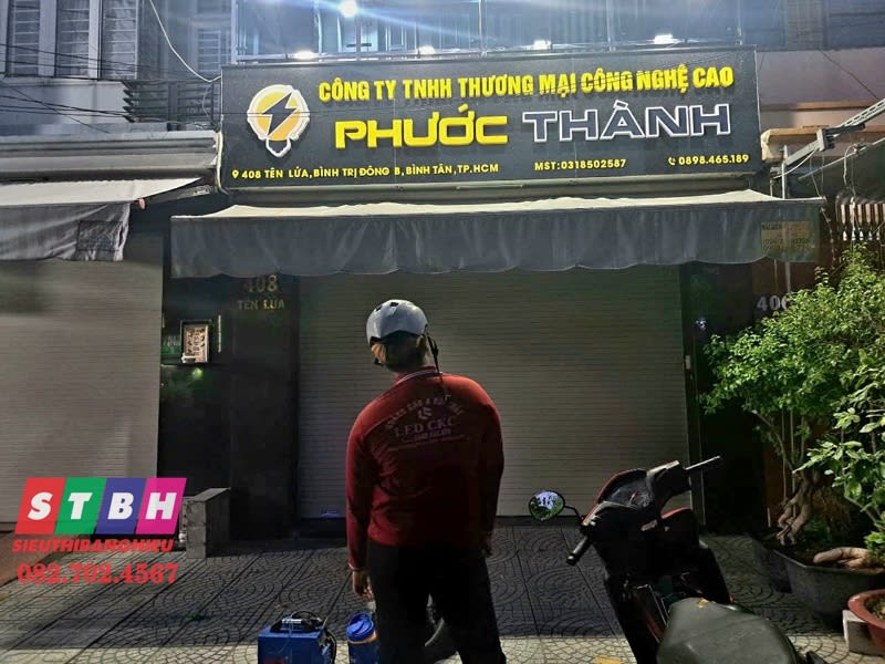 Chử nổi Mica led Phước Thành