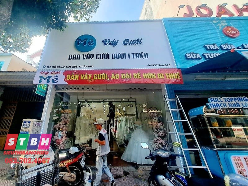 Chữ nổi mica led Váy cưới