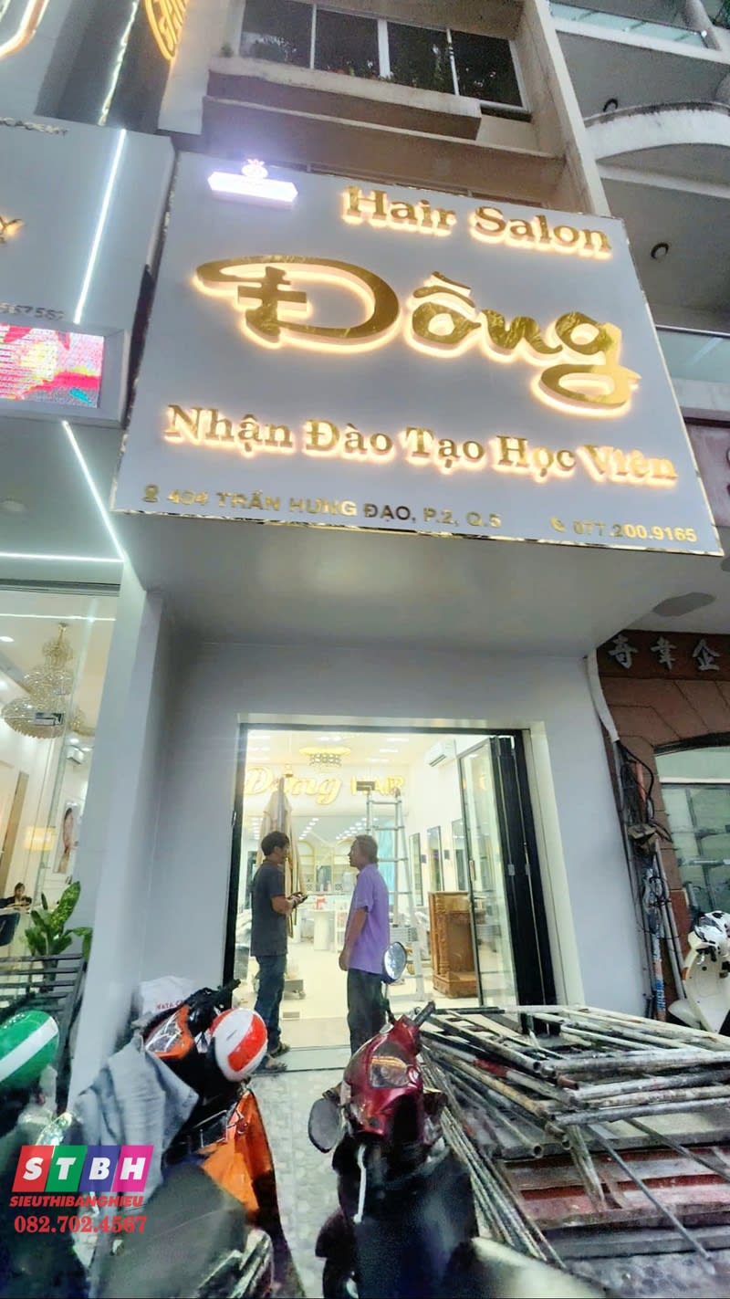 Chử nổi alu gương vàng