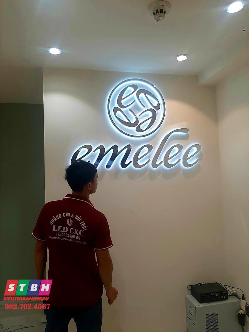 Chử nổi alu led Emelee