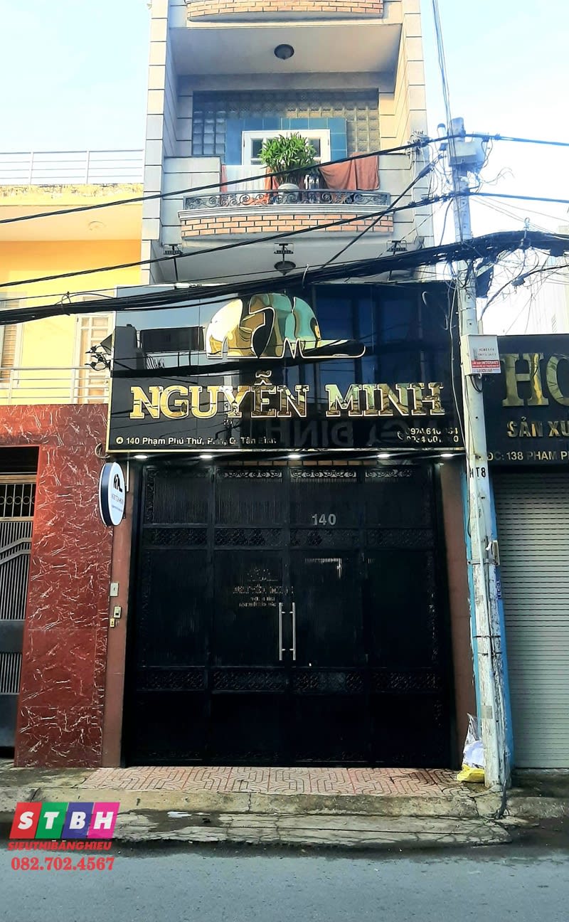 Chữ nỗi Alu Nguyễn Minh