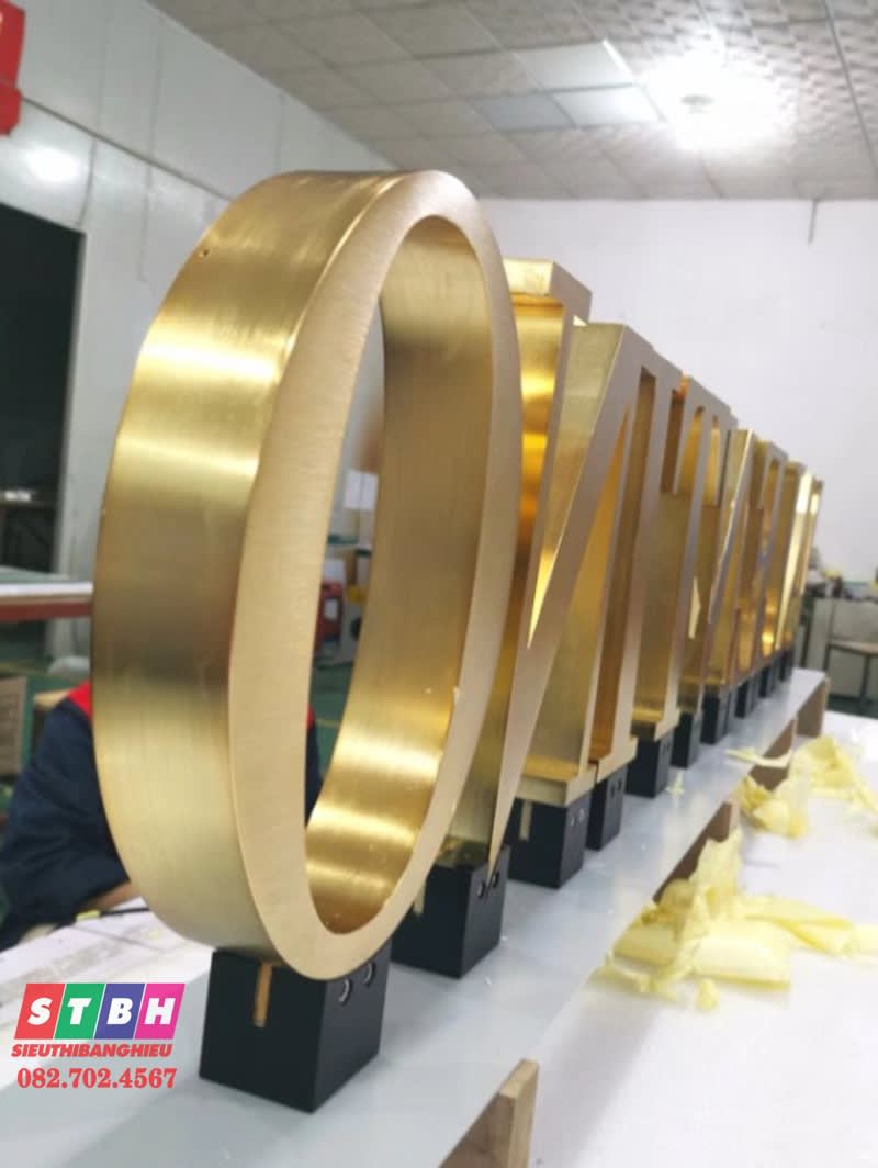 Chử nổi inox