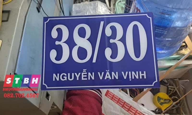 Bảng số nhà Nguyễn Văn Vịnh