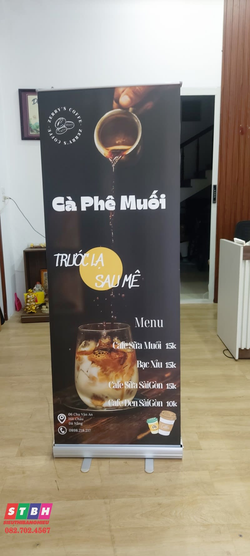 Standee chữ X cà phê