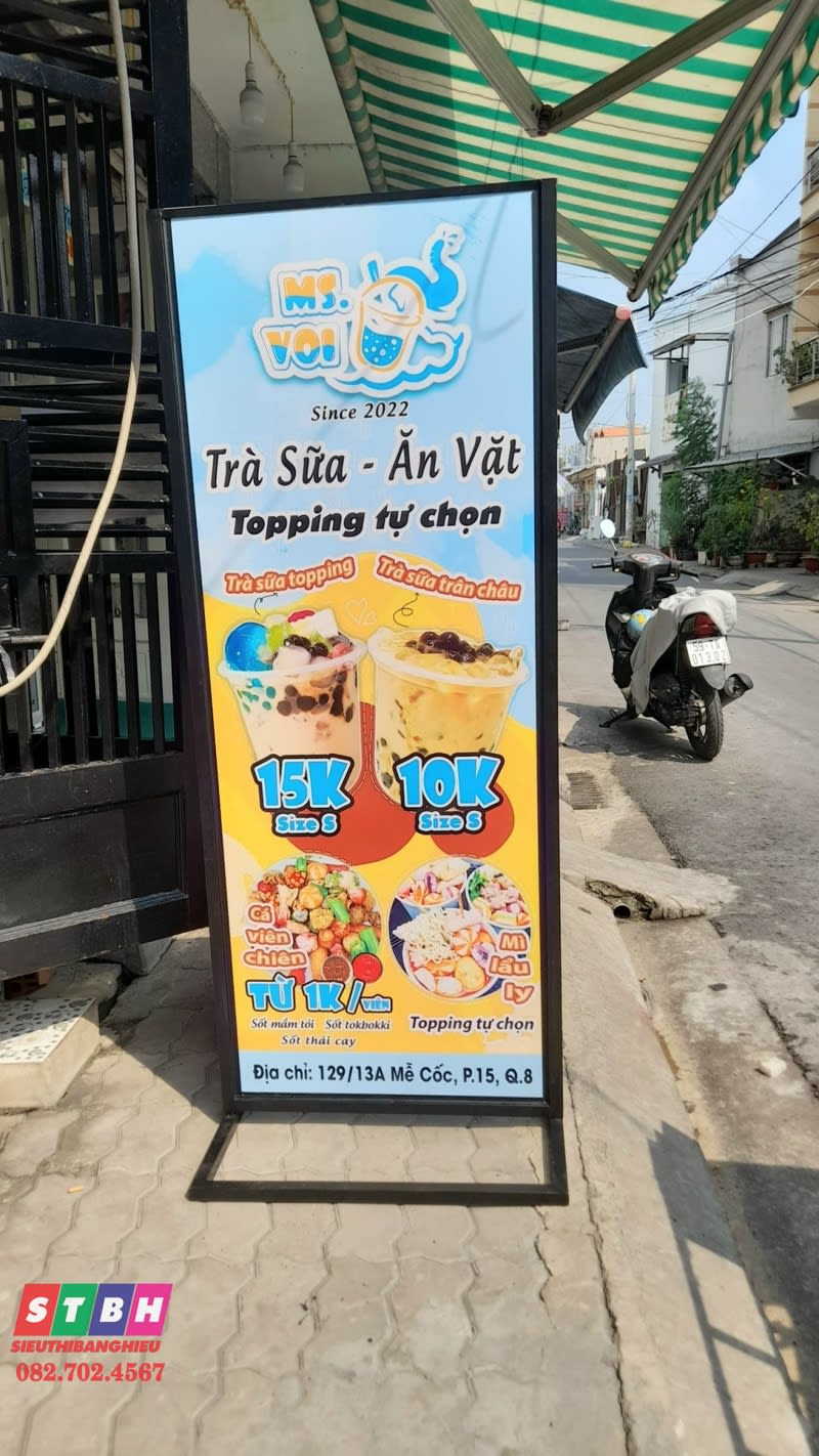 Standee chân sắt trà sữa