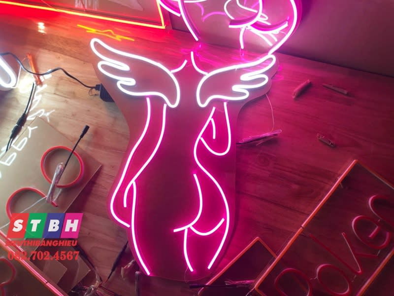 Led neon Characters