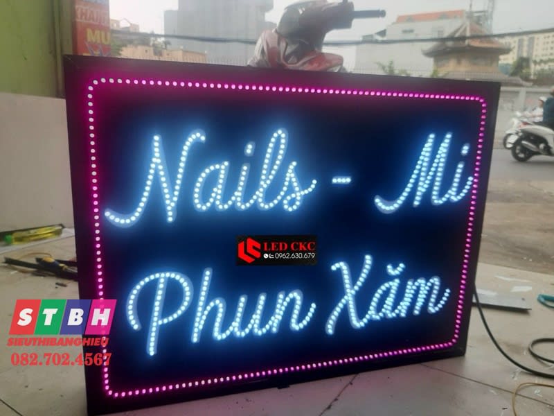 Hộp đèn led Nails Mi