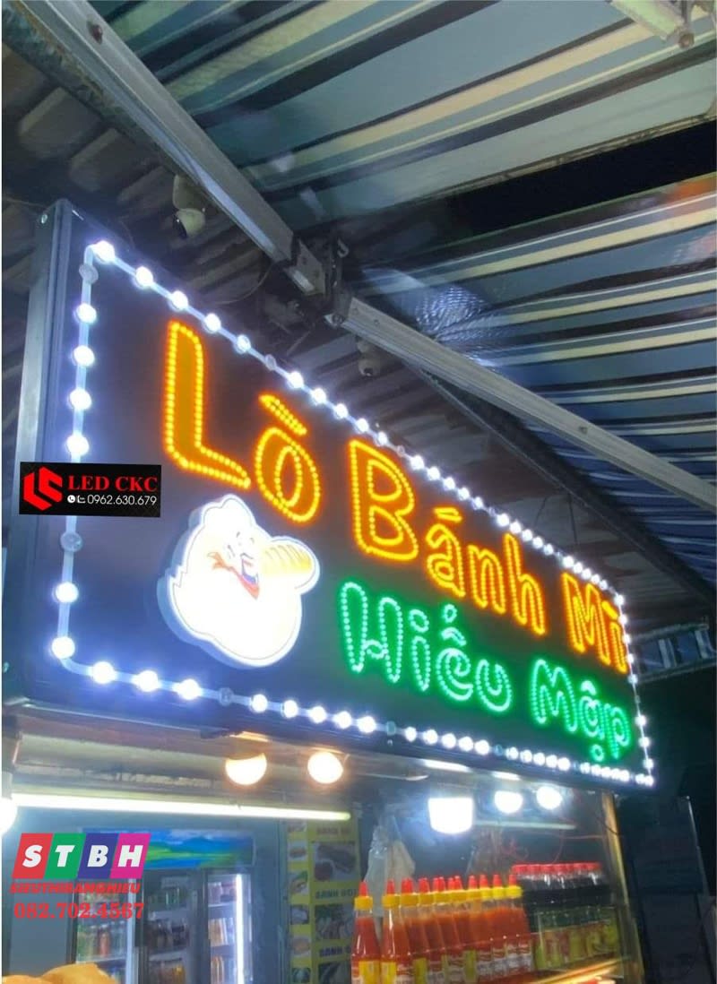 Hộp đèn led Bánh mì