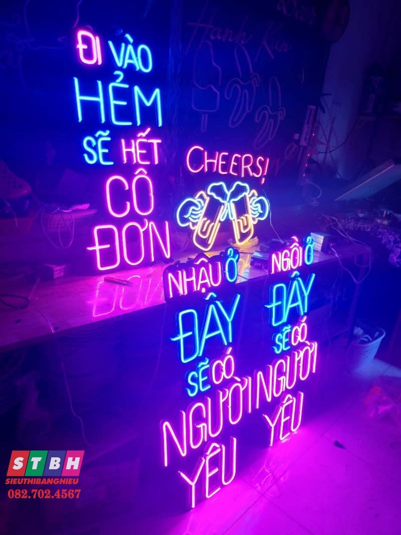 Bảng led neon Beer