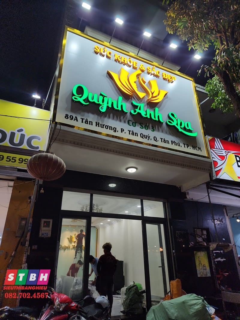 Thi công bảng hiệu spa