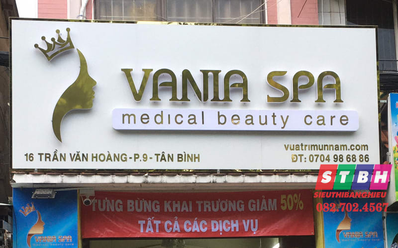 Bảng hiệu spa nền alu chữ nổi