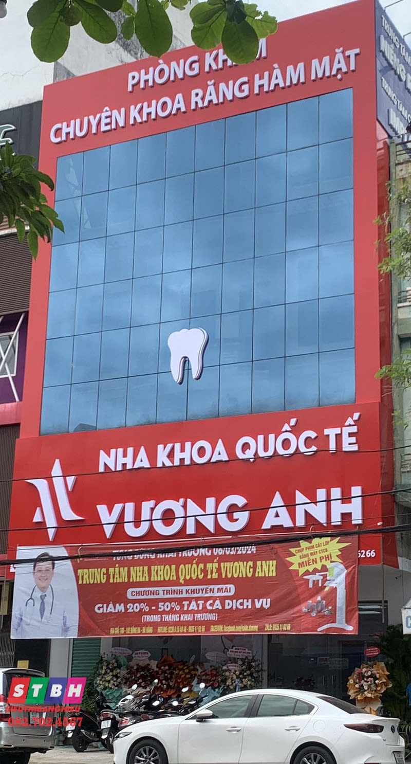 Bảng hiệu nha khoa lắp đặt dễ dàng và nhanh chóng