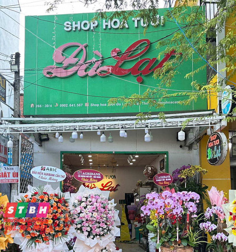 Mẫu bảng hiệu đẹp cho tiệm hoa tươi