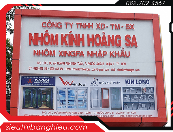 Bảng hiệu nhôm kính