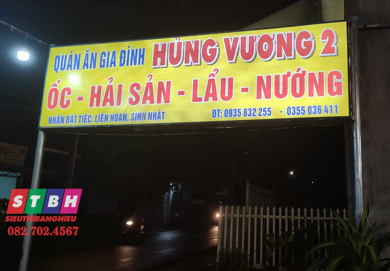 bảng hiệu quán ốc phù hợp khu vực chợ