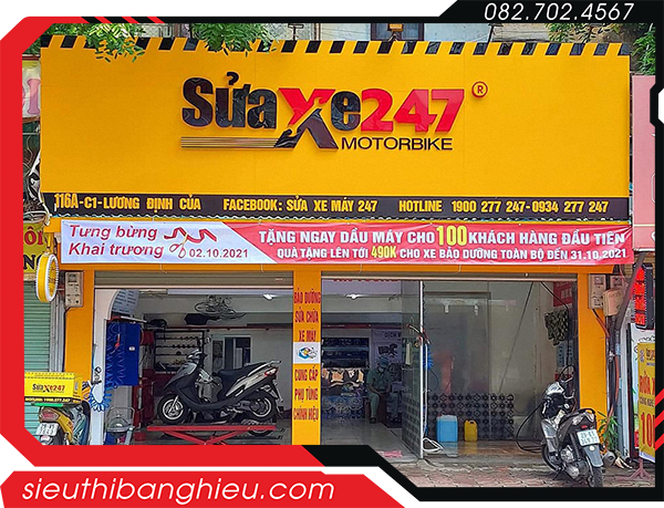 Bảng hiệu tiệm sữa xe máy