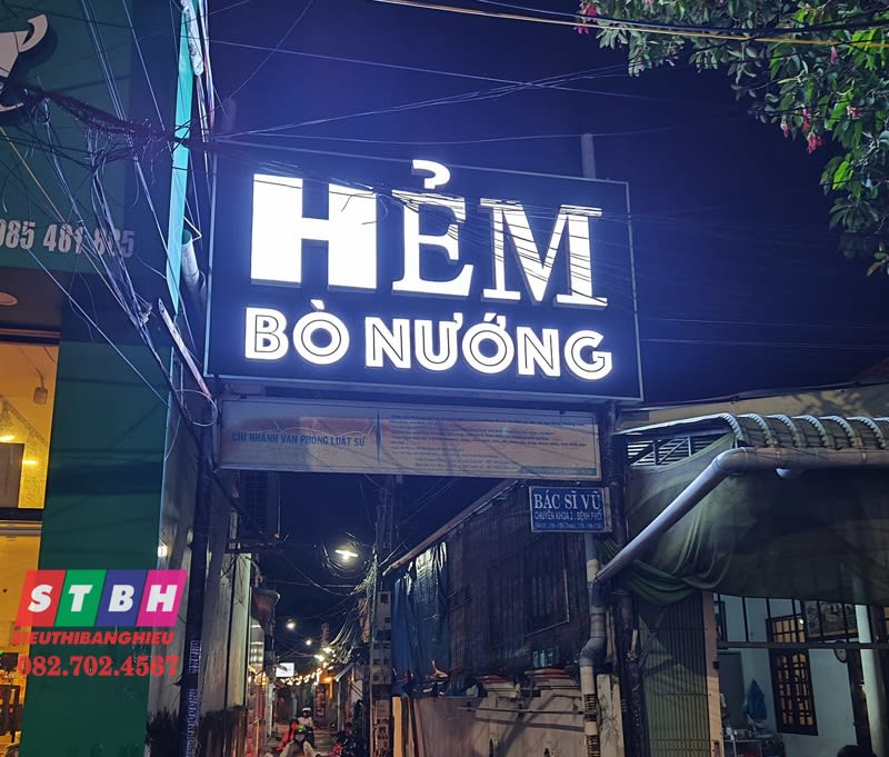 Thiết kế bảng hiệu quán nướng sáng tạo, khác biệt