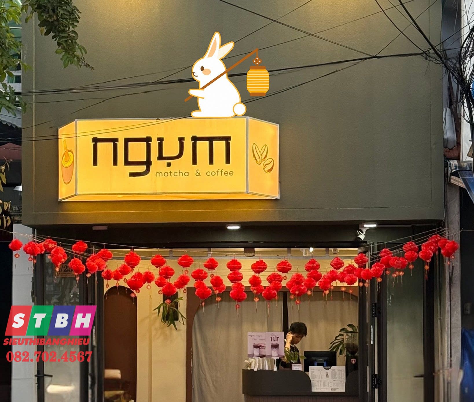 Bảng hiệu hộp đèn Mica